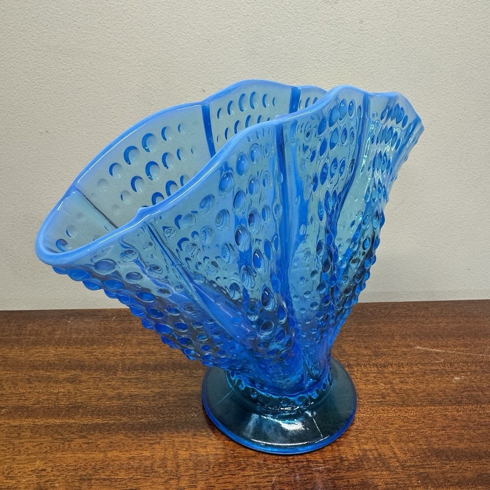 Fenton Blue Opalescent Hobnail Ruffled Fan Vase with Scalloped Edge 10x8 - Picture 5 of 11